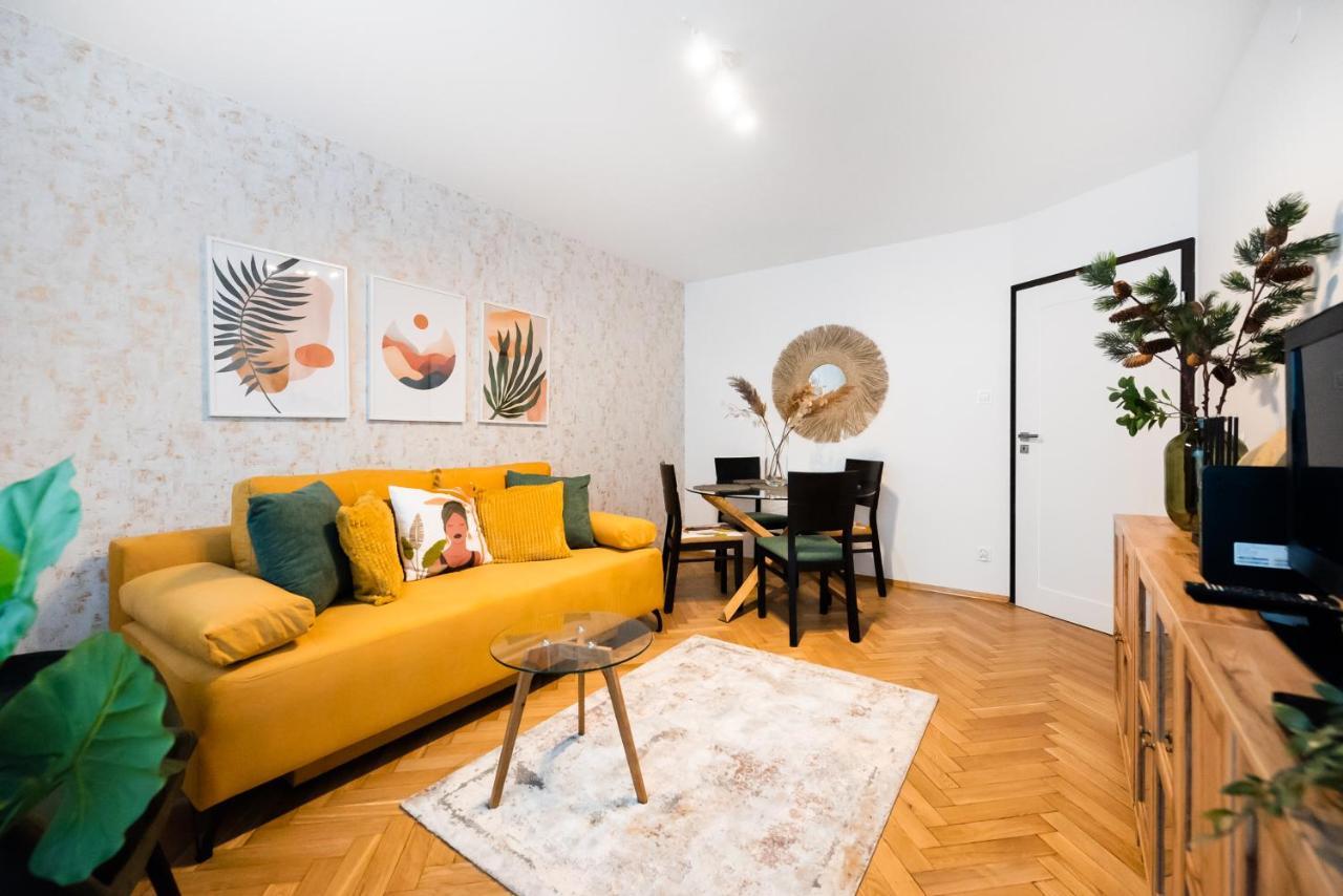 Metro Swietokrzyska Boho Aesthetic Apartment Warszawa Zewnętrze zdjęcie