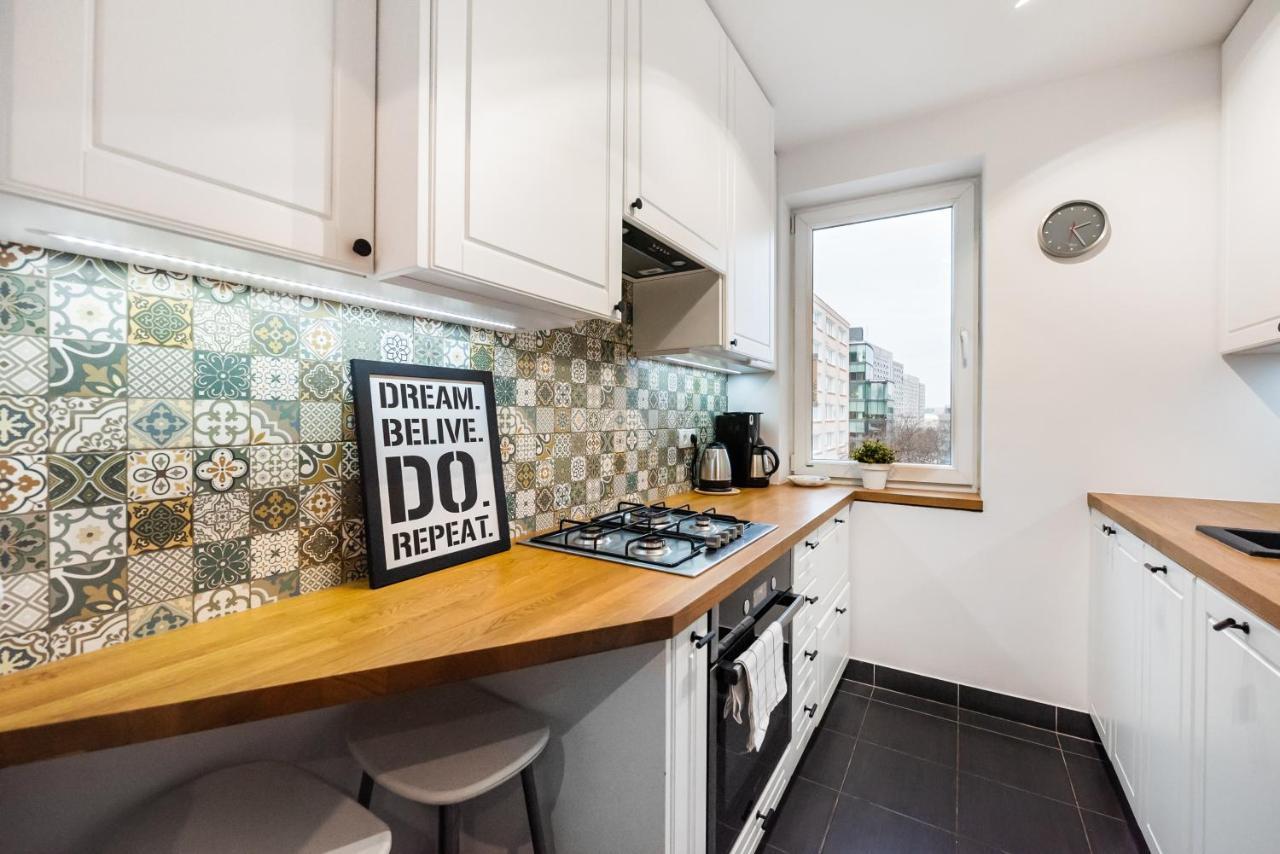 Metro Swietokrzyska Boho Aesthetic Apartment Warszawa Zewnętrze zdjęcie